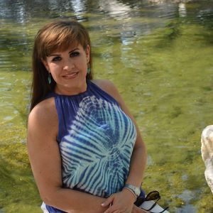 Meet your Posher, Valerie